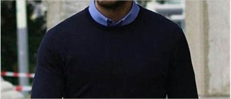 Blue sweater outfit mens